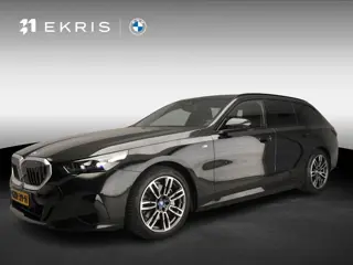 BMW i5 Touring eDrive40 | M-Sportpakket | LED | Navigatie | Active cruise | Panoramadak | Trekhaak |