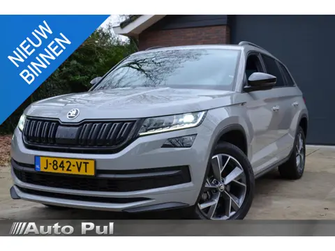 Skoda Kodiaq 1.5 TSI Sportline Business 7 Persoons Navi/Led/Ecc/Pdc/Stoel &Stuurverwarming/Achteruit