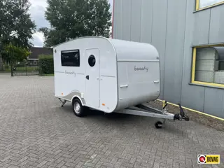 Hobby Beachy 360 met Luifel
