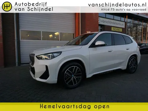BMW X1 23I 204PK M-SPORT SUPER NETTE STAAT VOLLEDIG DEALER ONDERHOUDEN ELECTR.TREKHAAK 360CAMERA ZWA