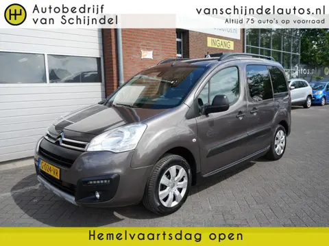 Citroën Berlingo 1.2 PureTech XTR 2X SCHUIFDEUR - 5 PERSOONS CAMERA - TREKHAAK - PARKEERSENSOREN - N