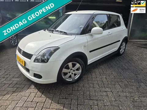 Suzuki Swift 1.5 Exclusive | NIEUWE APK | NW KOPPELING | AIRCO | LMV |