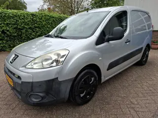 Peugeot Partner 122 1.6 HDI L1 XT Profit + AIRCO/TREKHAAK/3-ZITS 90PK