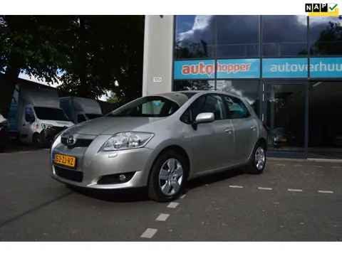 Toyota Auris 1.6-16V Terra Trekhaak