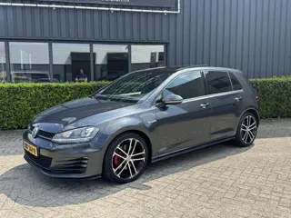 Volkswagen Golf 7 GTD 2.0 TDI 184pk DSG / Aut. Panoramadak Leder Navi Export!!
