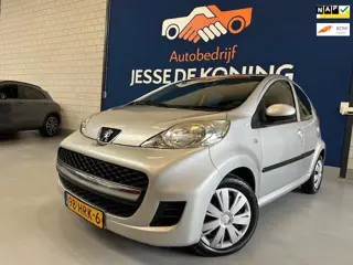 Peugeot 107 1.0-12V XS automaat / 5 deurs / airco / NAP met 127034 km.en APK tot 03/2027 / 1e eigena