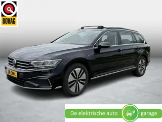 Volkswagen Passat Variant 1.4 TSI PHEV GTE Business | Panoramadak | Camera | Stoelverwarming | Carpl