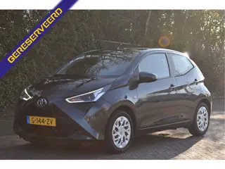 Toyota Aygo 1.0 VVT-i x-play | NL-Auto | Afn.trekhaak | Caplay/Android | Camera | Airco | Elekt. r+s