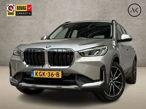 BMW X1 xDrive25e Sport 245Pk Automaat (APPLE CARPLAY, GROOT NAVI, LEDER, STOELVERWARMING, SPORTSTOEL
