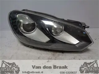 Volkswagen Golf 2008-2012 Koplamp rechts (Schade)