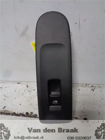 Volkswagen Golf 2008-2012 Electrsiche raamschakelaar rechts