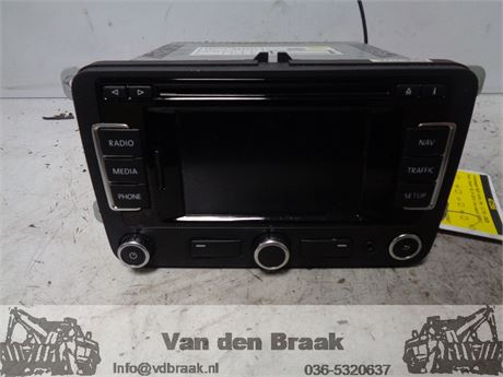 Volkswagen Golf 2008-2012 Radio CD Speler