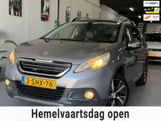 Peugeot 2008 1.6 VTi Féline/ nap/ 3e EIG/ dealeronderhouden/ 1jaar apk/ pano/ airco/ navi/ pdc/ voll
