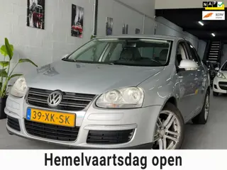 Volkswagen Jetta 1.6 Trendline/ AUTOMAAT/ nap/ 1jaar apk/ airco/ EL-ramen/ zeer nette auto.