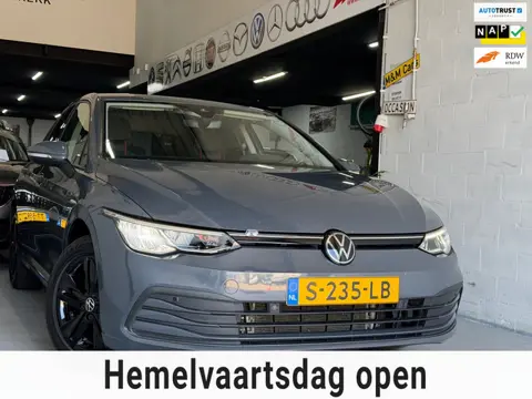 Volkswagen Golf 1.5 eTSI Life Business/ AUTOMAAT/ 3e EIG/ dealeronderhouden/ 1jaar apk/ volle opties