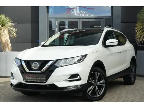 Nissan QASHQAI 1.2 N-Connecta 116pk Panoramadak/Navigatie/Camera