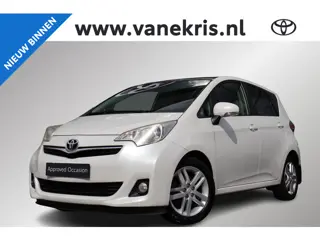 Toyota Verso-S 1.3 VVT-i Dynamic Panoramadak, Trekhaak, Bluetooth, Climate control, Navi, LM Velgen.