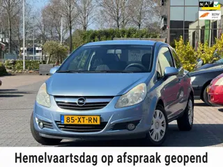 Opel Corsa 1.4 | APK 19-02-2027 | Airco | Cruise control | 2 sleutels | Elektrische ramen en spiegel