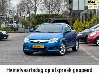 Opel Tigra TwinTop 1.4-16V TwinTop | APK 14-04-2027 | Elektrische ramen | Airco | 2 sleutels | LM ve