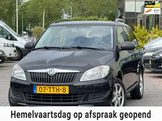 Skoda Fabia Combi 1.2-12V Fresh | Airco | Trekhaak | Bluethooth | Elektrische ramen en spiegels | On