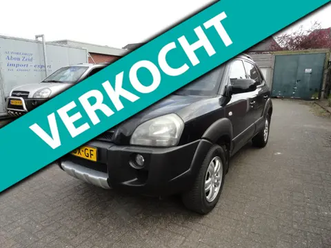 Hyundai Tucson 2.0i Style World Cup edition LEER CLIMA