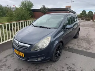 Opel Corsa 1.4-16V '111' Edition (bj 2011)