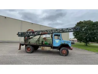 Bomag Iveco magirus 160D15 4x4 Bomag B300 Bohrgerat Drilling machine