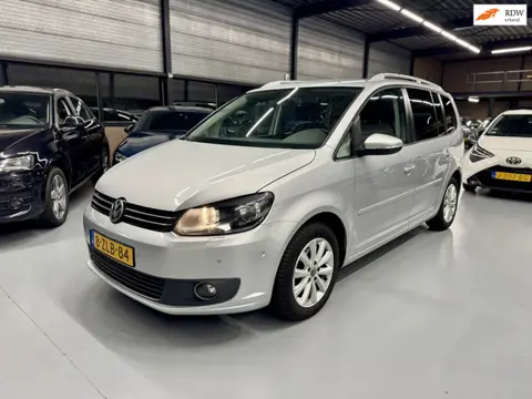 Volkswagen Touran 1.6 TDI Highline BlueMotion Clima/Navi/Pdc
