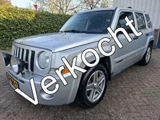 Jeep Patriot 2.4 Limited 4WD/LEER/ZONNEDAK/TREKHAAK/CRUISE/NAVI 170PK