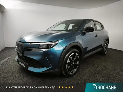 Alfa Romeo Junior Elettrica 54 kWh | Apple CarPlay / Android Auto | Adaptive Cruise Control | Climat