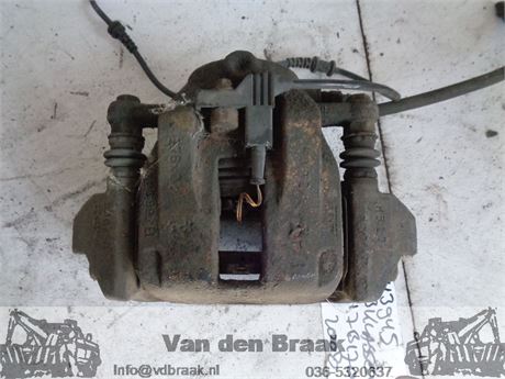 Mercedes Benz B-Klasse 2005.2011 Remklauw rechtsvoor