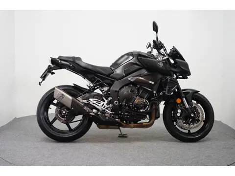 Yamaha MT-10 ABS (bj 2021)