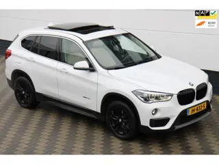 BMW X1 SDrive20i Centennial High Executive Pano Trekhaak NAP
