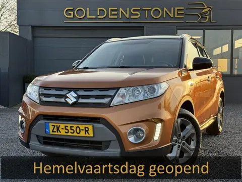 Suzuki Vitara 1.6 Exclusive Navi,Camera,Stoelverwarming,120pk,Clima,Cruise,Lm velgen,2e Eigenaar,Apk