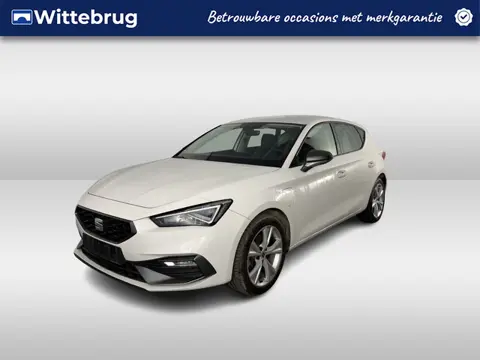 SEAT Leon 1.4 TSI eHybrid PHEV FR / AUTOMAAT/ VIRTUAL COCKPIT/ STUUR+STOELVERWARMING/ PARK.SENSOREN/