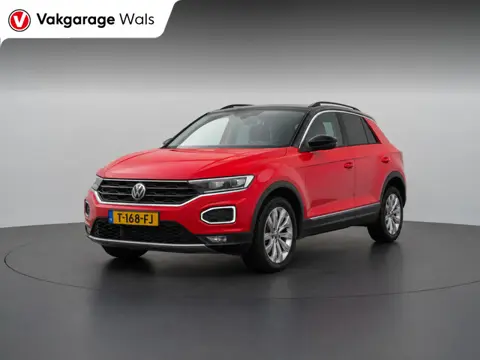 Volkswagen T-Roc 1.5 TSI Sport Business R-line | Carplay Apple | Trekhaak | Stoelverwarming | Cruise