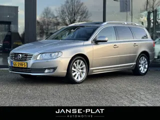Volvo V70 2.0 D4 AUT Inscription Schuifdak | Trekhaak | Adaptive Cruis