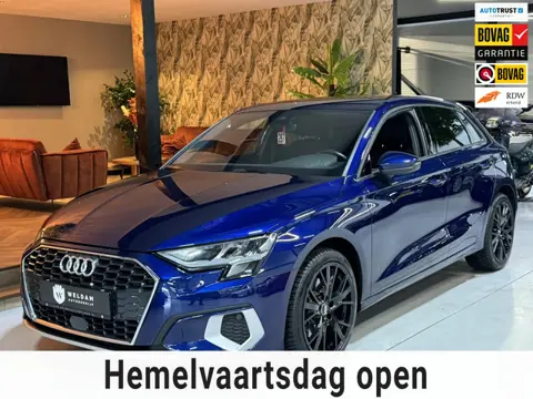 Audi A3 Sportback 35 TFSI S edition Garantie Carplay StoelVW Elek Stoelen Elek Achterklep ACC Navi C