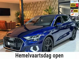 Audi A3 Sportback 35 TFSI S edition Garantie Carplay StoelVW Elek Stoelen Elek Achterklep ACC Navi C