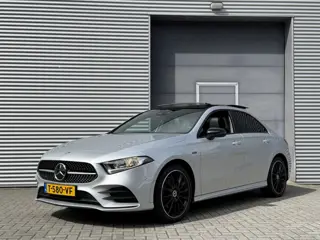 Mercedes-Benz A-Klasse 250 e I PHEV I Aut. I AMG I Pano.dak I Carplay I ACC I Burmester