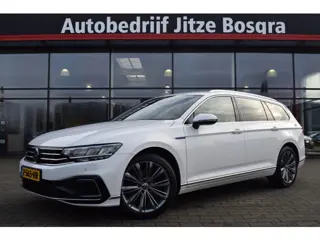 Volkswagen Passat Variant 1.4 TSI PHEV GTE Highline Matrix LED | Leder/Alcantara | Carplay | Camera 