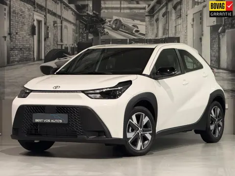 Toyota Aygo X Hybrid 115 play