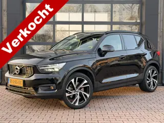 Volvo XC40 1.5 T5 Recharge R-Design | LED | Trekhaak | Pano | Stoelverwarming voor & achter | Stuurv