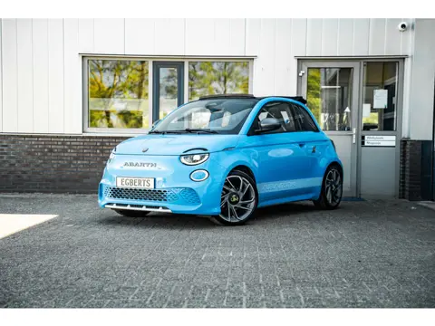 Abarth 500 C scorpionissima | 42 kWh | Cabrio (bj 2023)