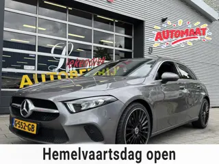 Mercedes-Benz A-klasse 180 Business Solution - Navigatie / Apple CarPlay I Sport interieur I PDC I L
