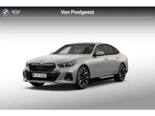 BMW 5 Serie Sedan 550e xDrive | M Sportpakket Pro | Innovation Pack | Travel Pack | Comfort Pack | T