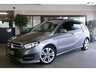Mercedes-Benz B-klasse 180 d Ambition Automaat Pano Cruise Navi Leder Trekhaak