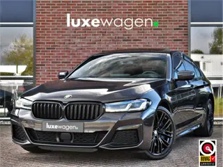 BMW 5 Serie 545e xDrive M-Sport Pano Comfseat HUD ACC H/K 360 Laser