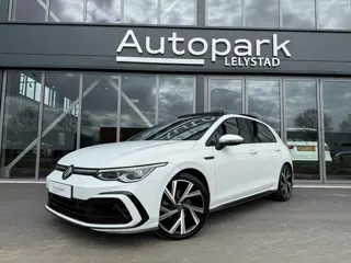Volkswagen Golf 1.5 eTSI R-Line Business PANO