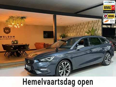 SEAT Leon Sportstourer 1.5 eTSI FR Garantie Trekhaak Carplay Camera StuurVW StoelVW Sfeer ACC Navi C